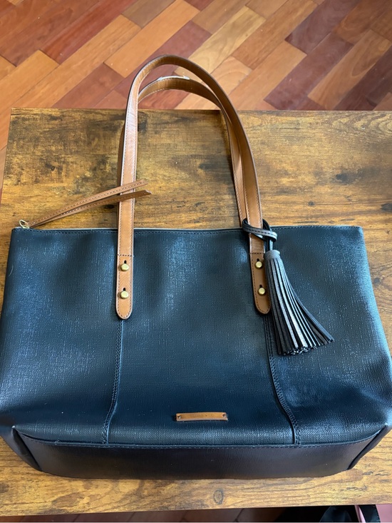 Fossil Handbags - Fossil Jayda Tote Shoulder Bag Black Brown Vegan Leather Large Solid Neutral
